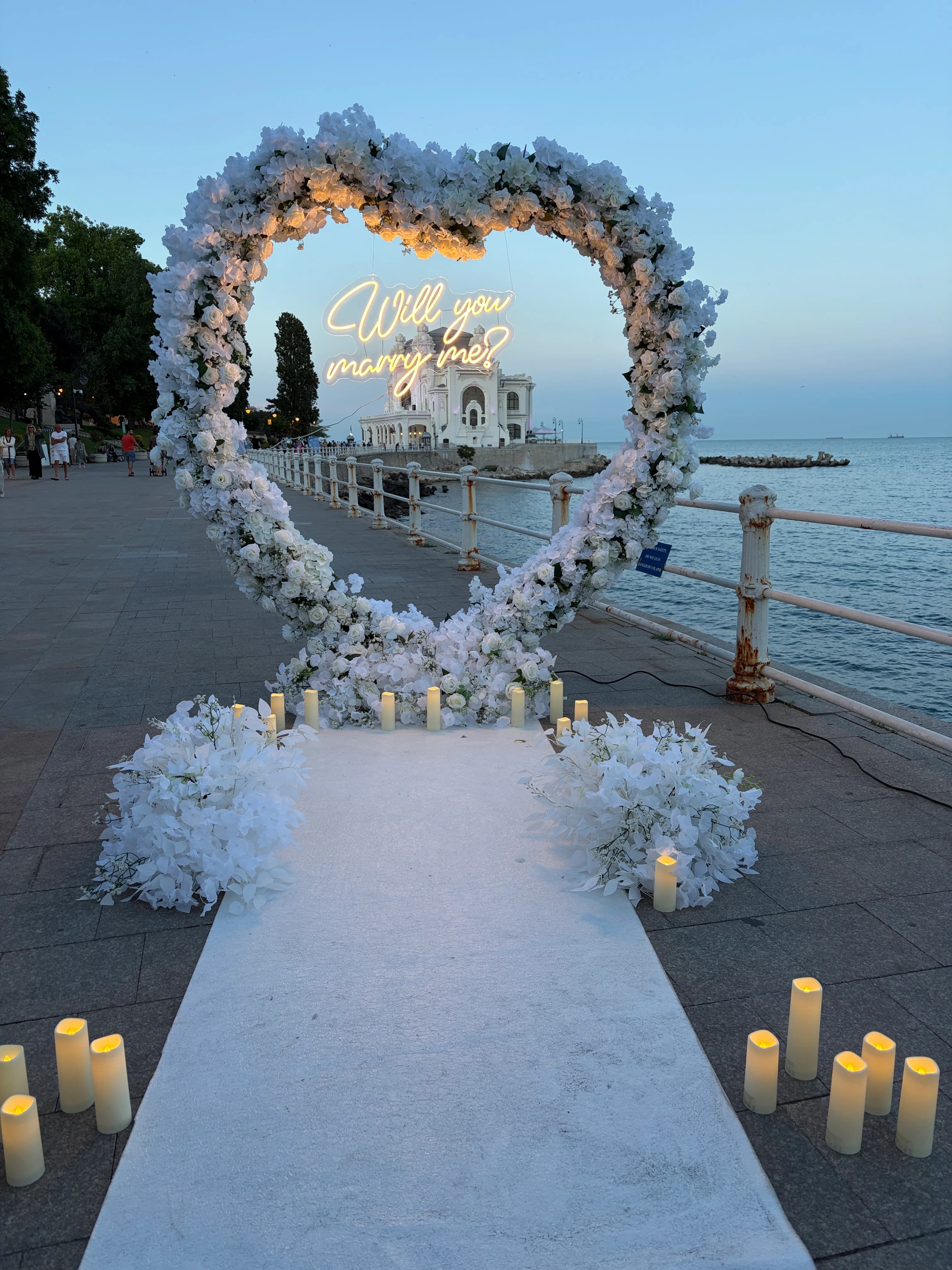 Un „DA” spus într-un decor de poveste! 💍❤️